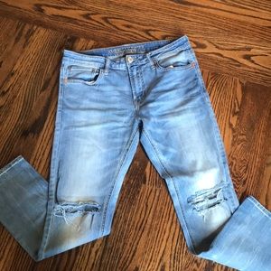American Eagle men’s jeans. Distressed